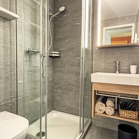 Apartment Juliana-2 By Interhome